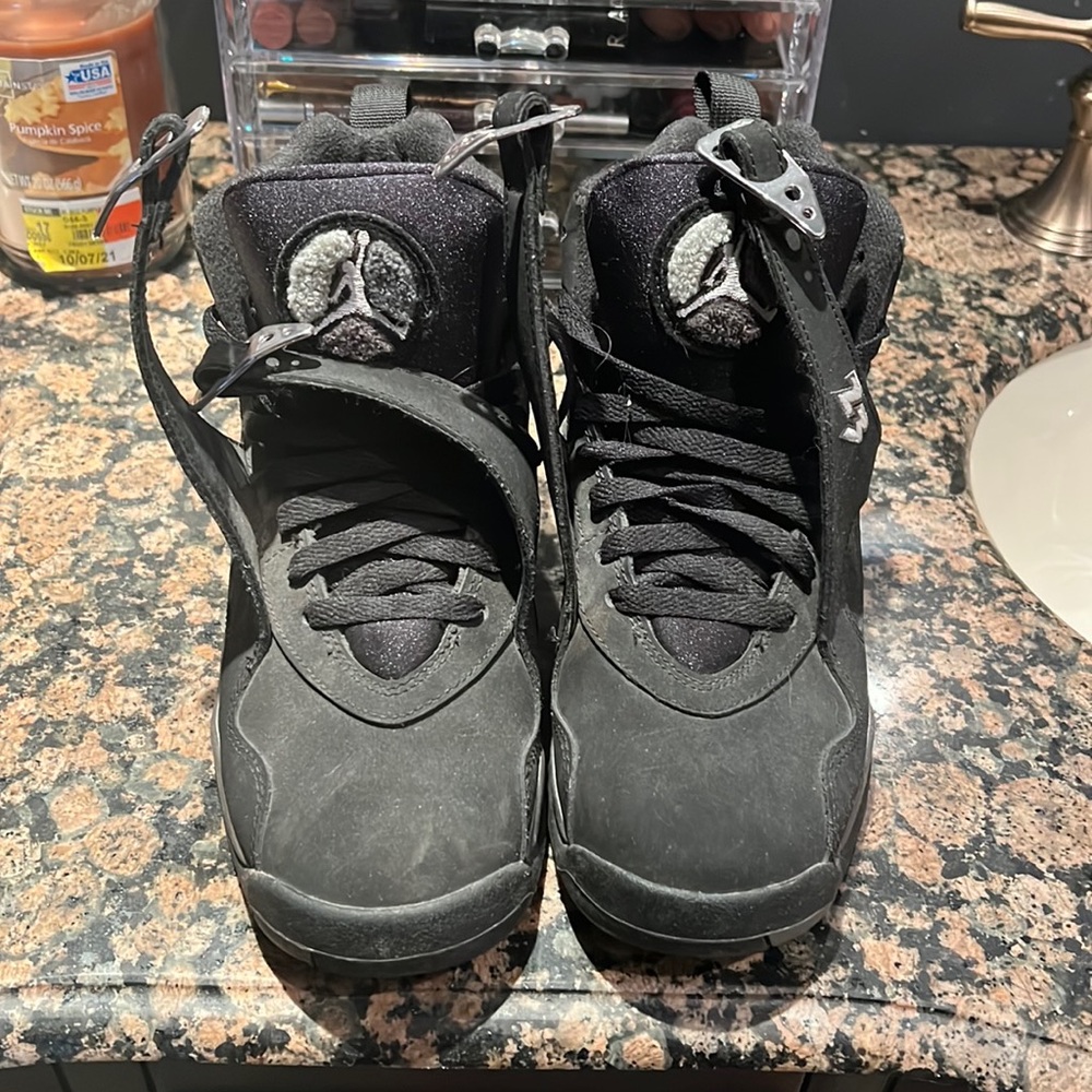 Chrome 8s size 6.5 equivalent to womens 8